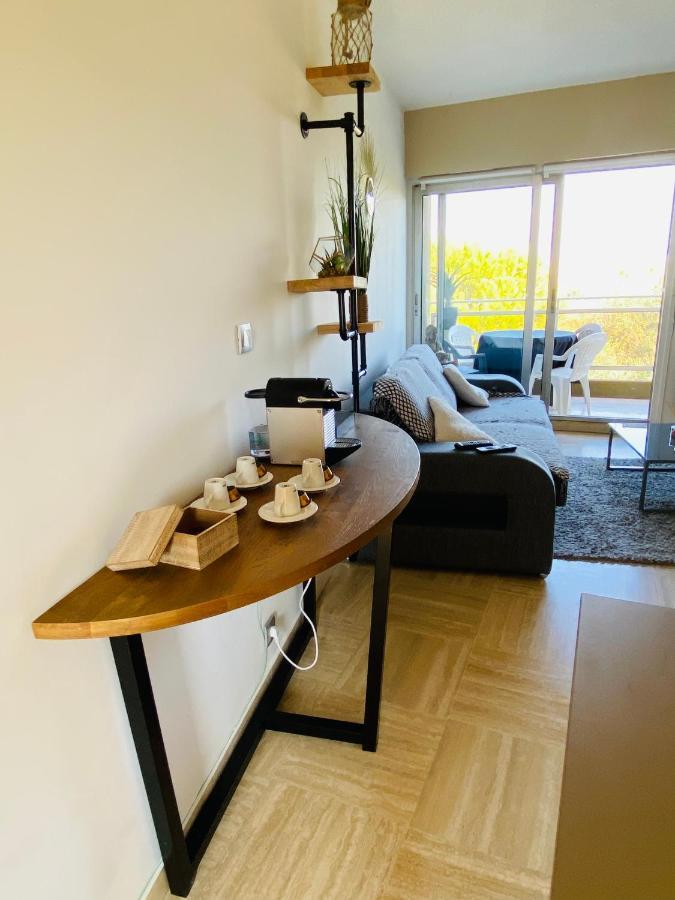 Appartement Cote D'Azur Plage - Piscine - Tennis Villeneuve-Loubet Bagian luar foto