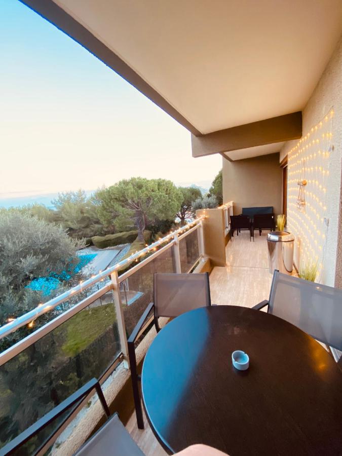 Appartement Cote D'Azur Plage - Piscine - Tennis Villeneuve-Loubet Bagian luar foto